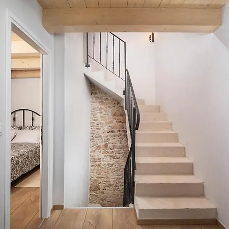 House Eufemia Vikendica Valtura