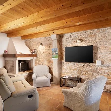 House Eufemia * Valtura